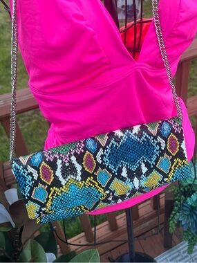 Steve Madden BSULBIME 🌈 Snake Print Clutch with Removable Snap Chain Strap NWT